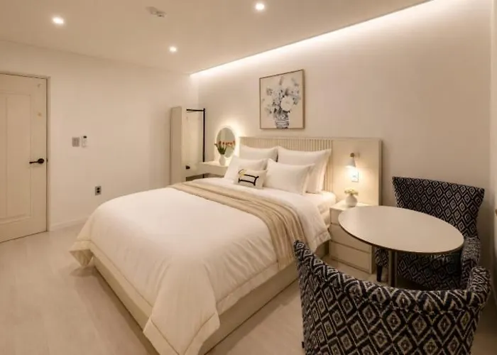 Nora Stay, #gangnam Luxury Home, #sinsa Station #apgujeong Station アパート *