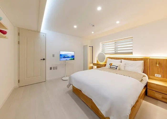 Nora Stay, #gangnam Luxury Home, #sinsa Station #apgujeong Station ソウル特別市