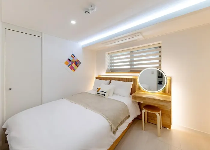 Nora Stay, #gangnam Luxury Home, #sinsa Station #apgujeong Station アパート ソウル特別市