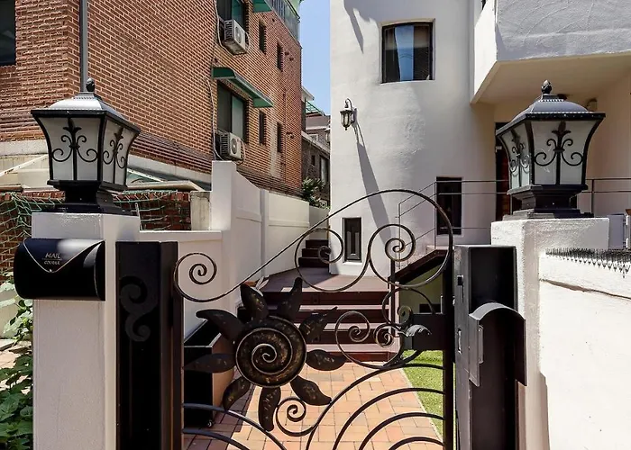 アパート Nora Stay, #gangnam Luxury Home, #sinsa Station #apgujeong Station