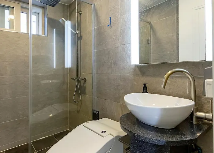 Nora Stay, #gangnam Luxury Home, #sinsa Station #apgujeong Station ソウル特別市